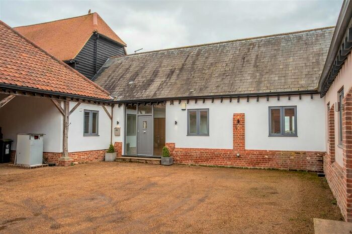 4 Bedroom Property For Sale In Envilles Barns, Little Laver, Ongar, CM5