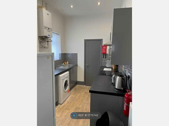 4 Bedroom Terraced House To Rent In St. John Street, Stoke-On-Trent, ST1