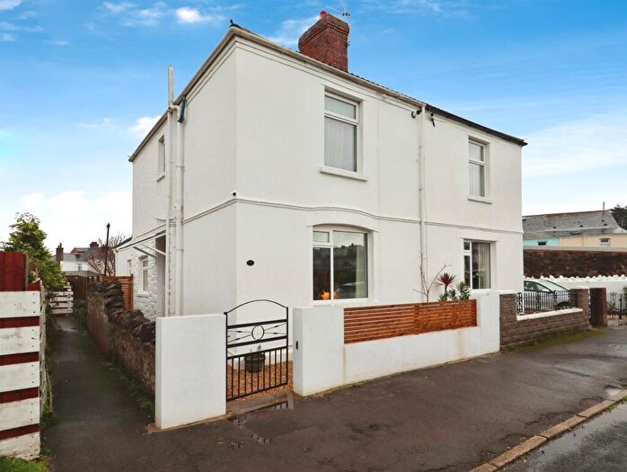 2 Bedroom Semi-Detached House For Sale In Elm Grove, Barry, CF63