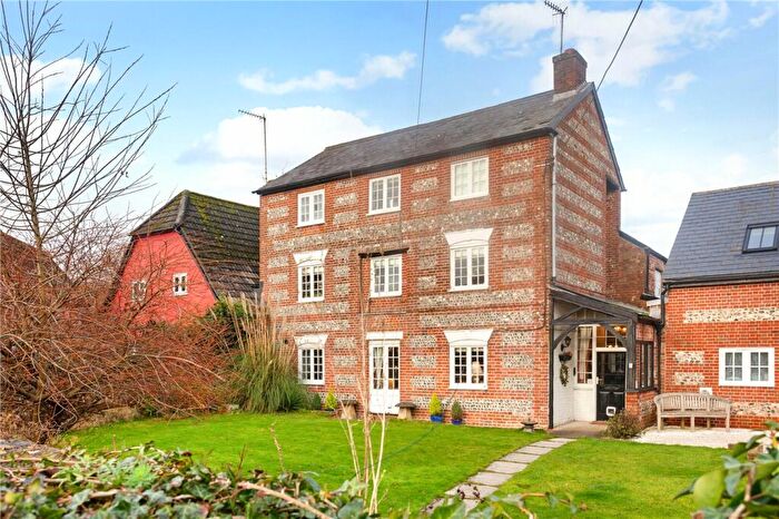 5 Bedroom House For Sale In Hurdcott, Winterbourne Earls, Salisbury, Wiltshire, SP4