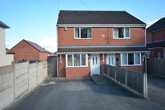 2 Bedroom Semi-Detached House To Rent In Greenway, Wingerworth, Chesterfield, S42