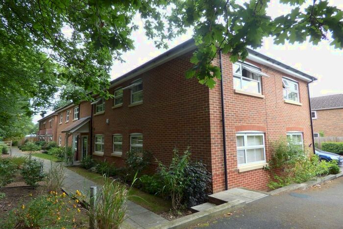 2 Bedroom Apartment To Rent In California Place, Finchampstead, Wokingham, RG40