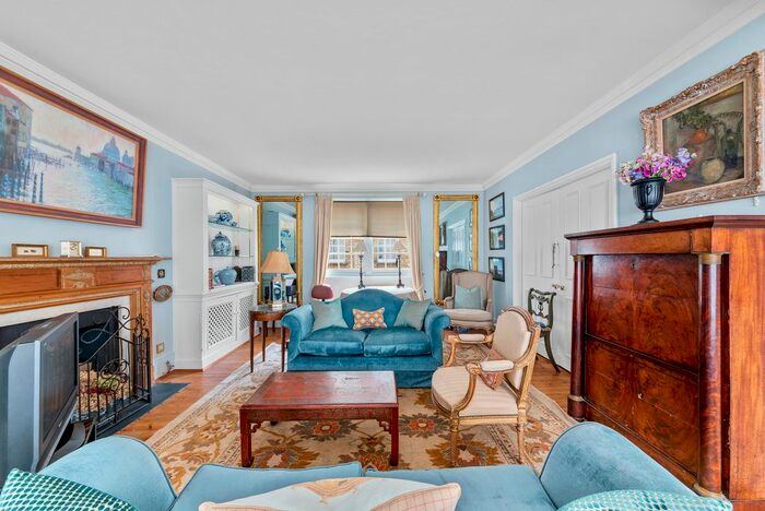 2 Bedroom Property To Rent In Thurloe Place Mews, London, SW7