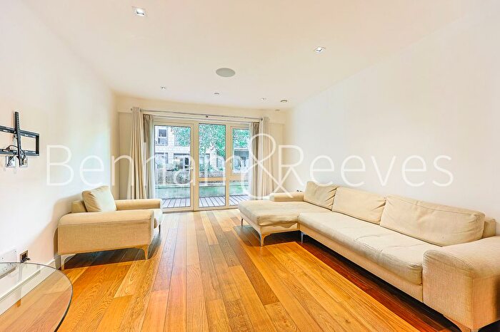 1 Bedroom Flat To Rent In Longfield Avenue, Ealing, W5