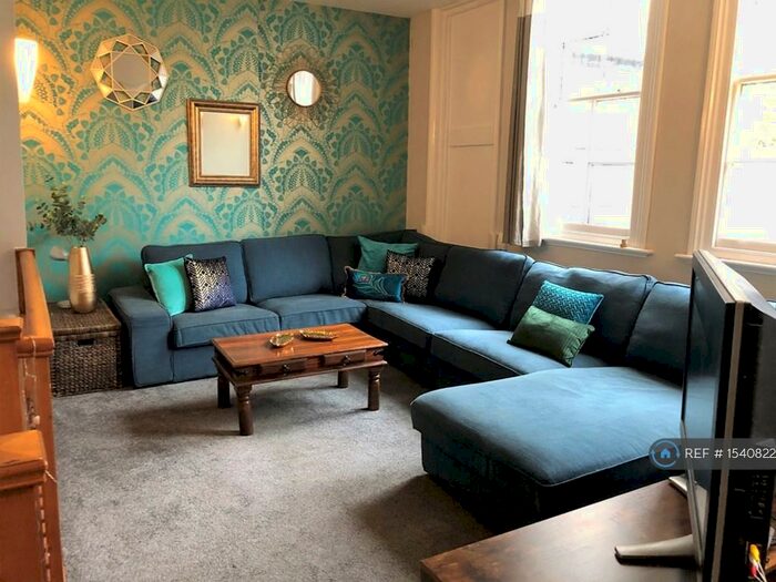 8 Bedroom Semi-Detached House To Rent In Upperthorpe, Sheffield, S6