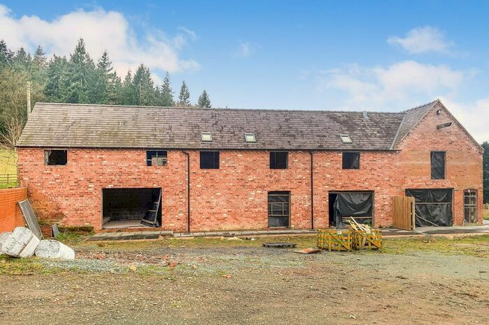 4 Bedroom Semi-Detached House For Sale In Hopton, Nesscliffe, Shrewsbury SY4
