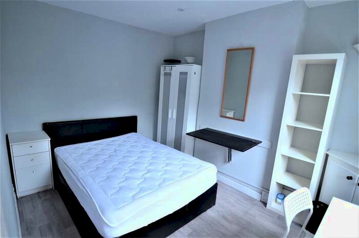 4 Bedroom Terraced House To Rent In Egham Hill, Egham, TW20