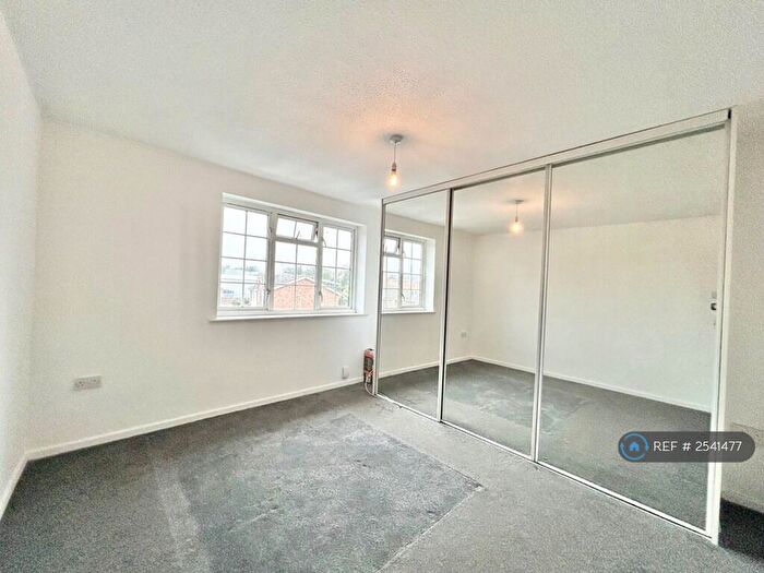 4 Bedroom Terraced House To Rent In Periwinkle Close, Sittingbourne, ME10