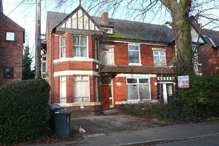 2 Bedroom Flat To Rent In Clyde Road, West Didsbury, Manchester, M20