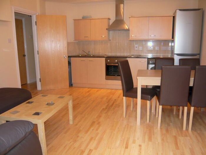 5 Bedroom Flat To Rent In Gloucester Road, Bishopston, Bristol, BS7