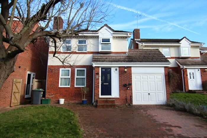 3 Bedroom Detached House For Sale In West Rise, Tonbridge, TN9
