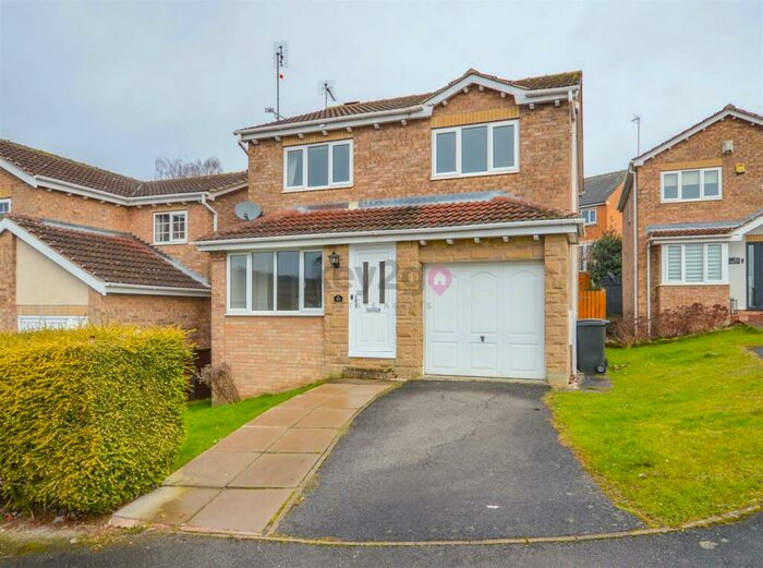 4 Bedroom Detached House To Rent In Stoneacre Avenue, S12