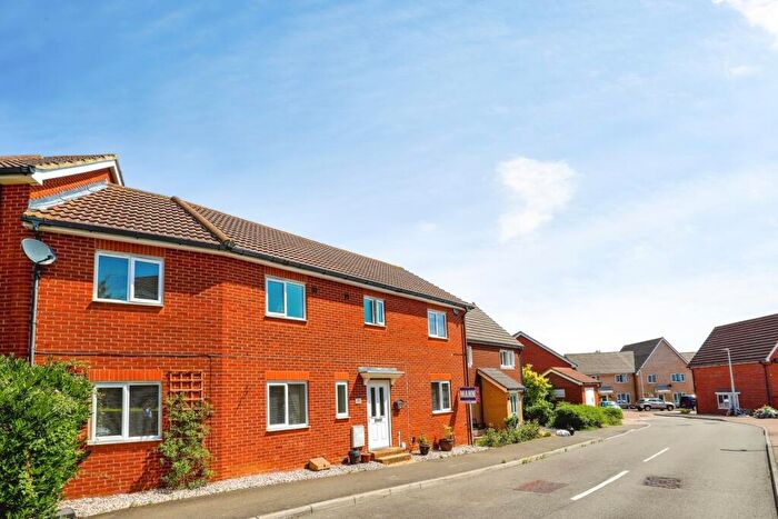 4 Bedroom Terraced House For Sale In Chorister Crescent, Rochester, Kent, ME3