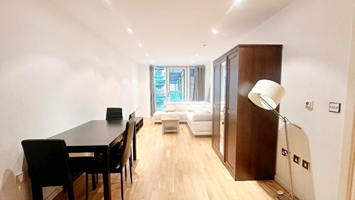 2 Bedroom Flat For Sale In Ability Place, Millharbour, Canary Wharf, London, E14