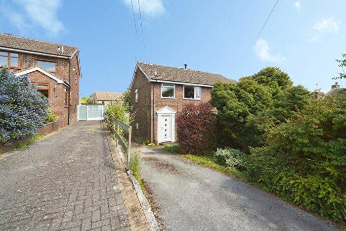 3 Bedroom Semi-Detached House For Sale In Sandmoor Close, Thornton, Bradford, BD13