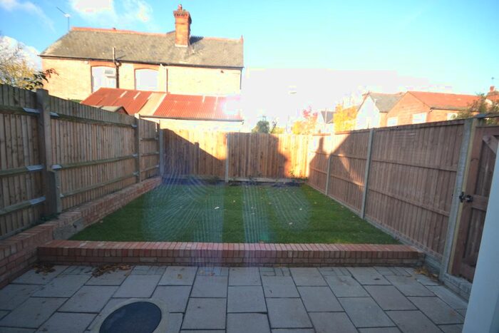 5 Bedroom Property To Rent In Colindale Avenue, London, NW9