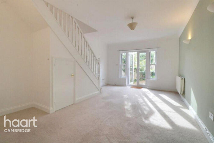 2 Bedroom Terraced House To Rent In Willow Walk, Cambridge, CB1