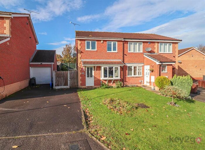 3 Bedroom Semi Detached House For Sale In Malham Gardens, Halfway, Sheffield, S20