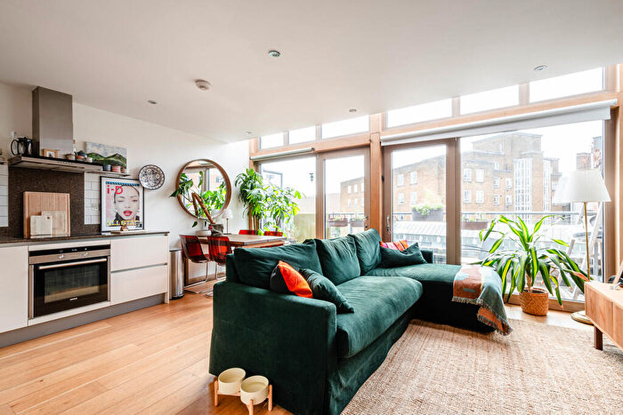 2 Bedroom Apartment For Sale In Tudor Road, E8
