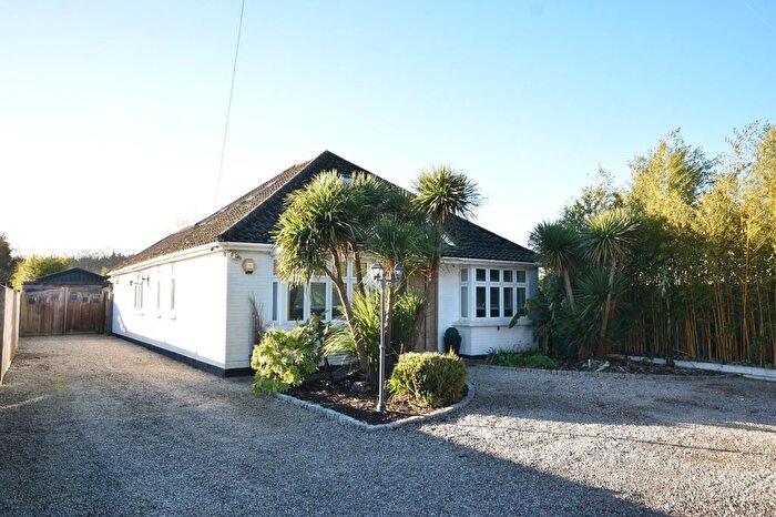 4 Bedroom Bungalow For Sale In Hookwood, Horley, Surrey, RH6