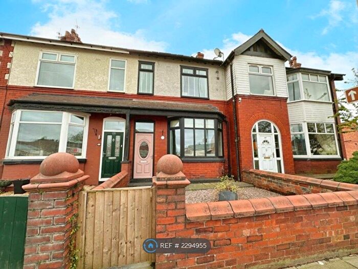 4 Bedroom Terraced House To Rent In Manchester Road, Worsley, Manchester, M28