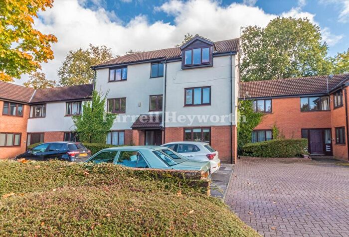 2 Bedroom Flat To Rent In Golf View, Ingol, Preston, PR2