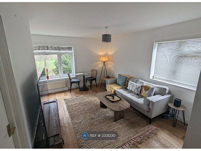 1 Bedroom Flat To Rent In Culmington Road, London, W13