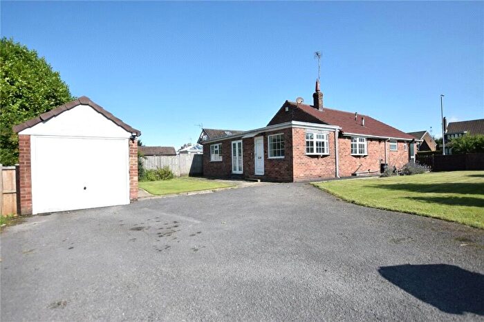 3 Bedroom Bungalow To Rent In High Ash Drive, LS17