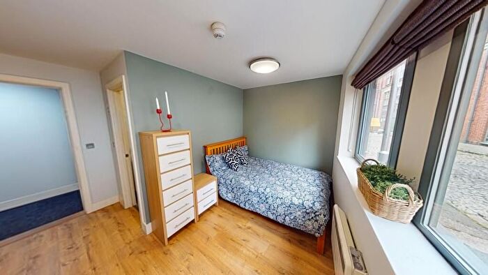 4 Bedroom Flat To Rent In Woolpack Lane, Nottingham, NG1
