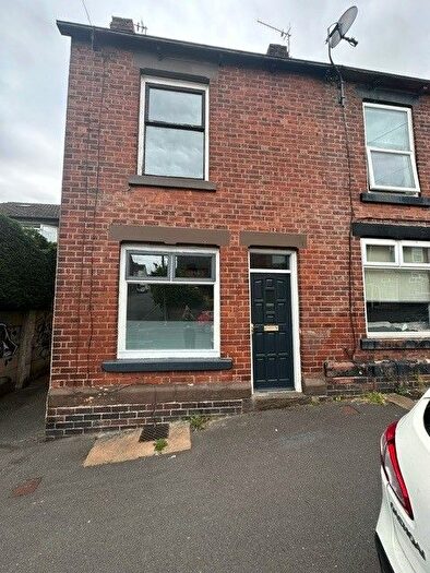 2 Bedroom End Of Terrace House To Rent In Woodseats Rd, Sheffield, S8