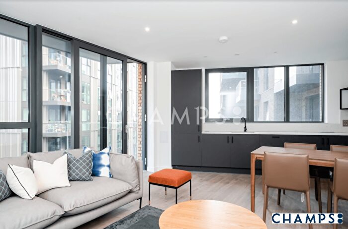 2 Bedroom Flat To Rent In Willowbrook House, Coster Avenue, N4