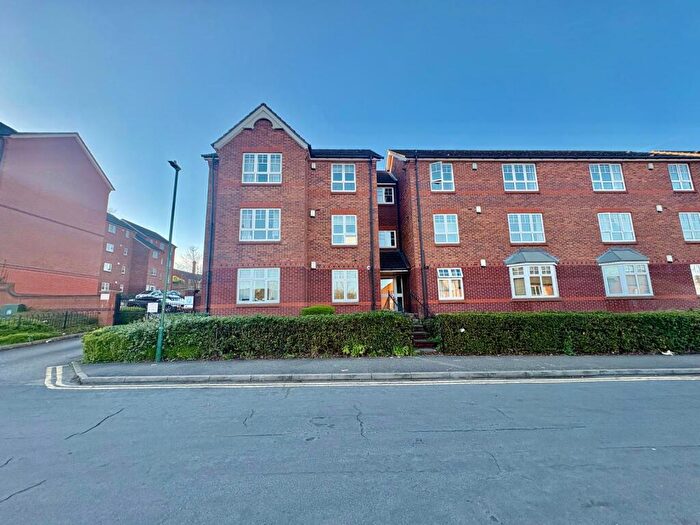 2 Bedroom Apartment To Rent In Cleeves Court, Nottingham City Outskirts, NG7