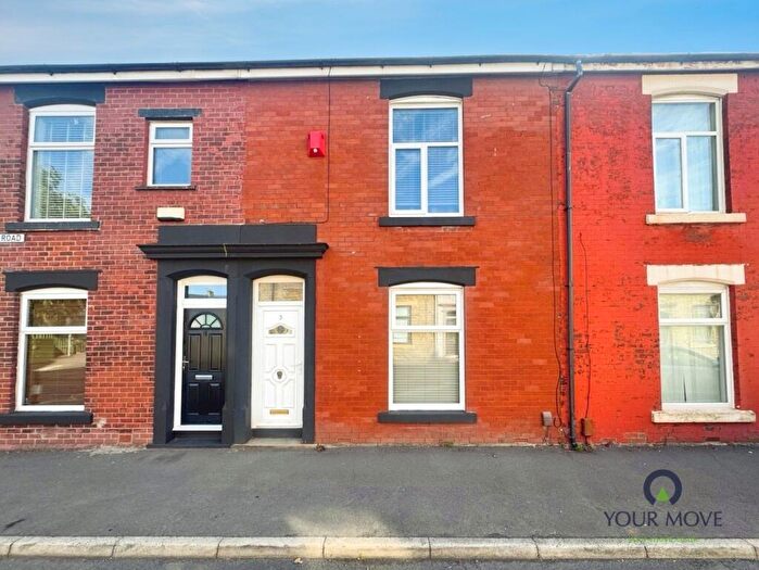 3 Bedroom Terraced House For Sale In Sandringham Road, Darwen, BB3