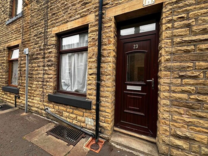 4 Bedroom Terraced House For Sale In Industrial Street, Todmorden, OL14