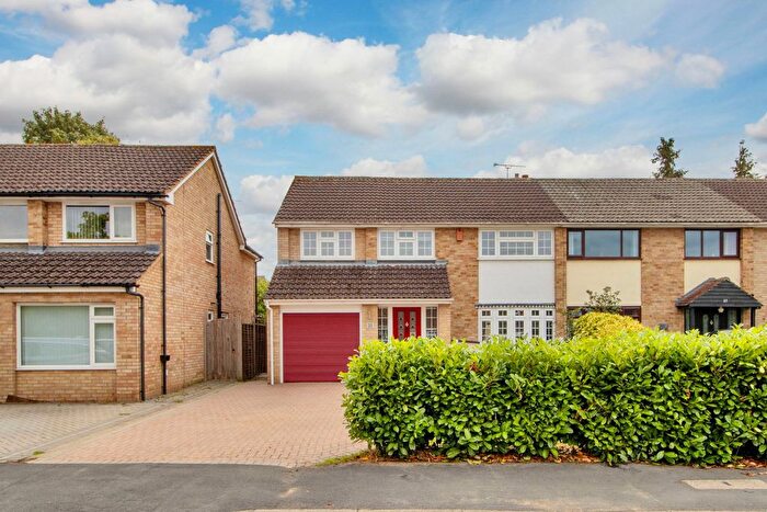 5 Bedroom Semi-Detached House For Sale In Turnstone, Longfield, DA3
