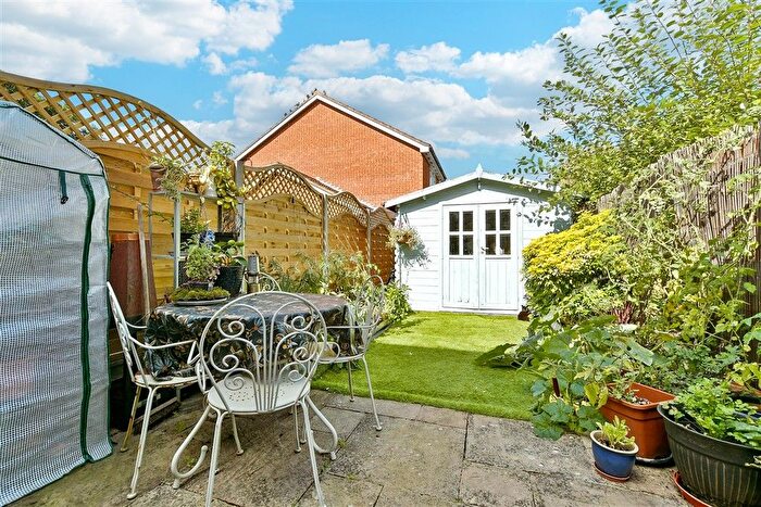 2 Bedroom End Of Terrace House For Sale In Bluebell Close, Wallington, Surrey, SM6