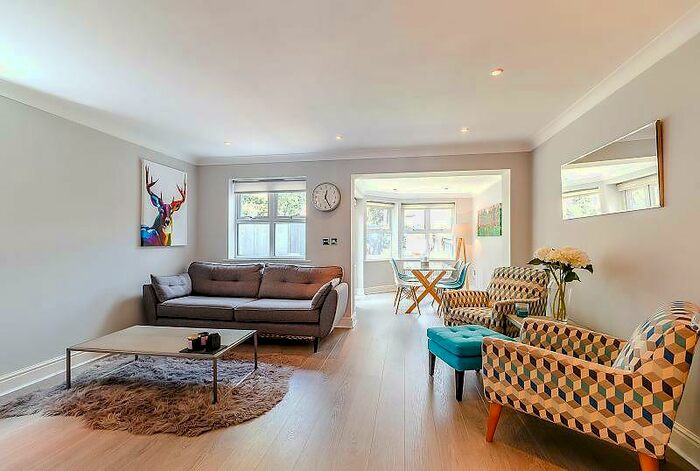 4 Bedroom House To Rent In Northfield Farm Mews, Cobham, Surrey, KT11