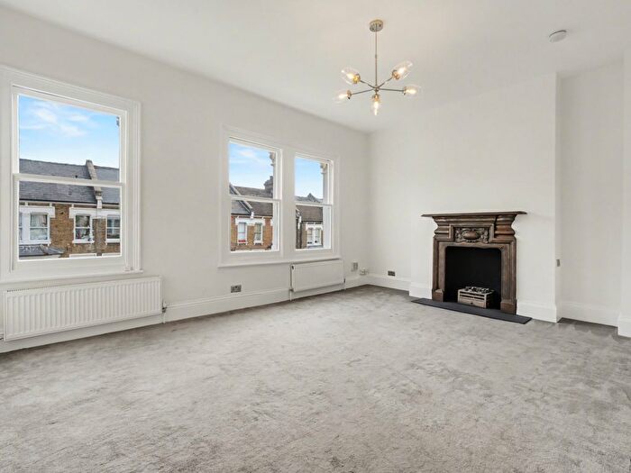 1 Bedroom Flat For Sale In Portnall Road, London, W9