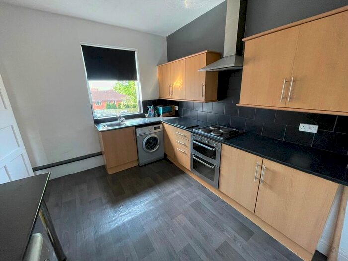 2 Bedroom Flat To Rent In Tynemouth Road, Wallsend, NE28