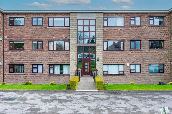 2 Bedroom Apartment For Sale In Bents View, Bents Green, S11