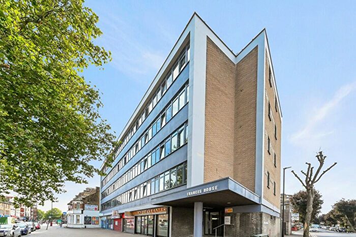 1 Bedroom Flat To Rent In Barking Road, London, E13