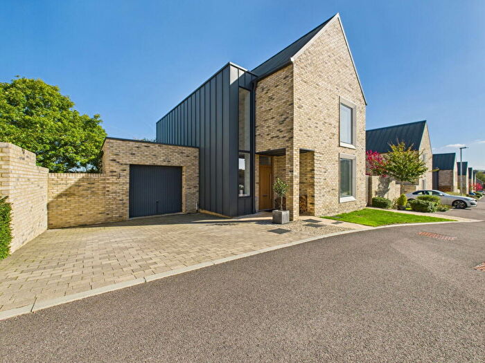 4 Bedroom Detached House For Sale In Ceres Place, Calne, SN11