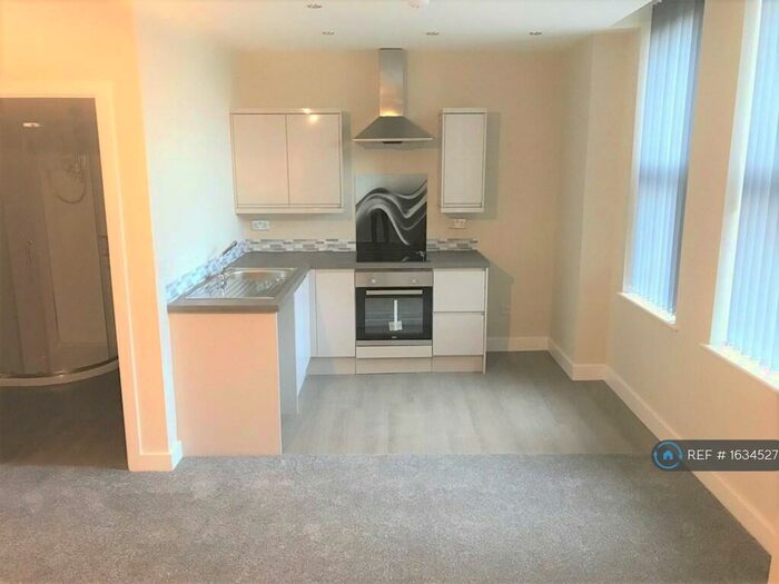 Studio To Rent In Meadow Road, Beeston, Nottingham, NG9