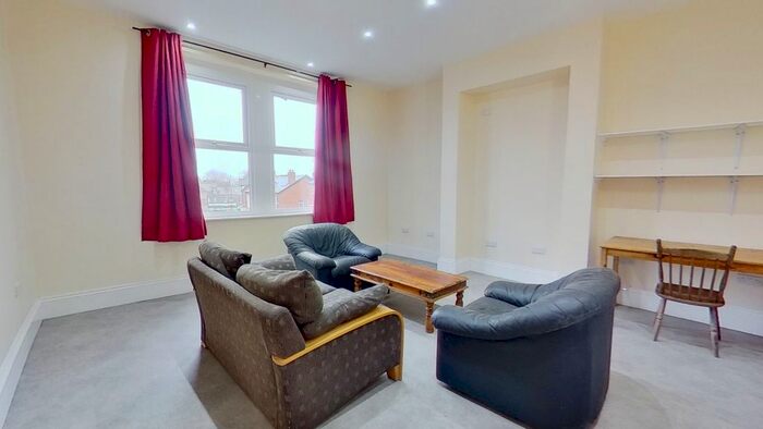 1 Bedroom Flat To Rent In Regent Park Terrace, Hyde Park, Leeds, LS6