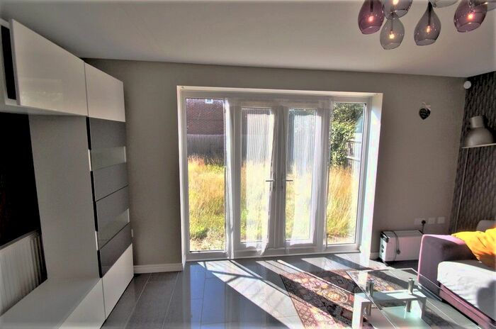 4 Bedroom Detached House To Rent In Cheshire Close, Coventry, CV3