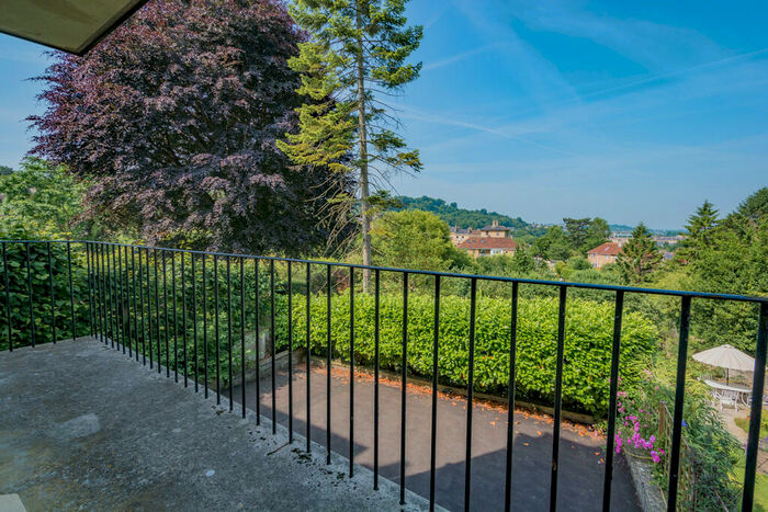 2 Bedroom Flat To Rent In Sydney Buildings, BA2