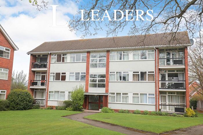 2 Bedroom Flat To Rent In Riplingham, Arlington Avenue, Leamington Spa, CV32