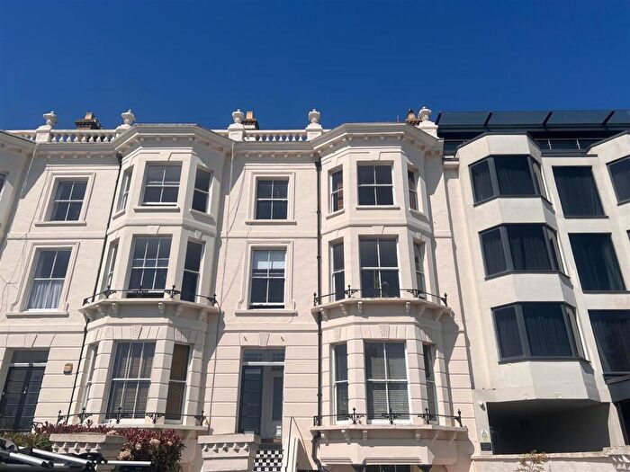 3 Bedroom Maisonette To Rent In Clifton Terrace, Southend-On-Sea, SS1