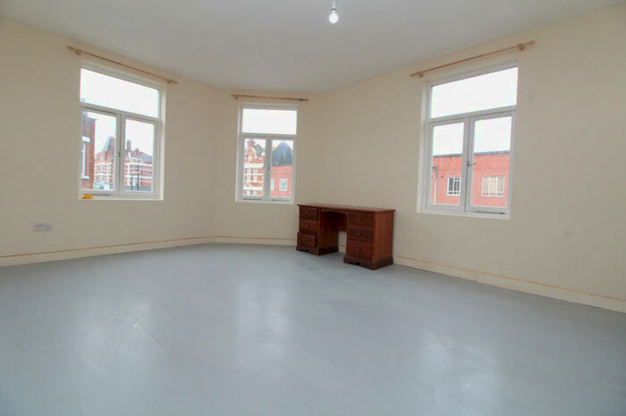 2 Bedroom Apartment To Rent In Sydenham Road, Sydenham, SE26