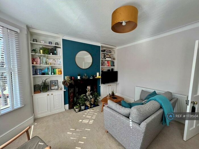 1 Bedroom Flat To Rent In East Ham, London, E6